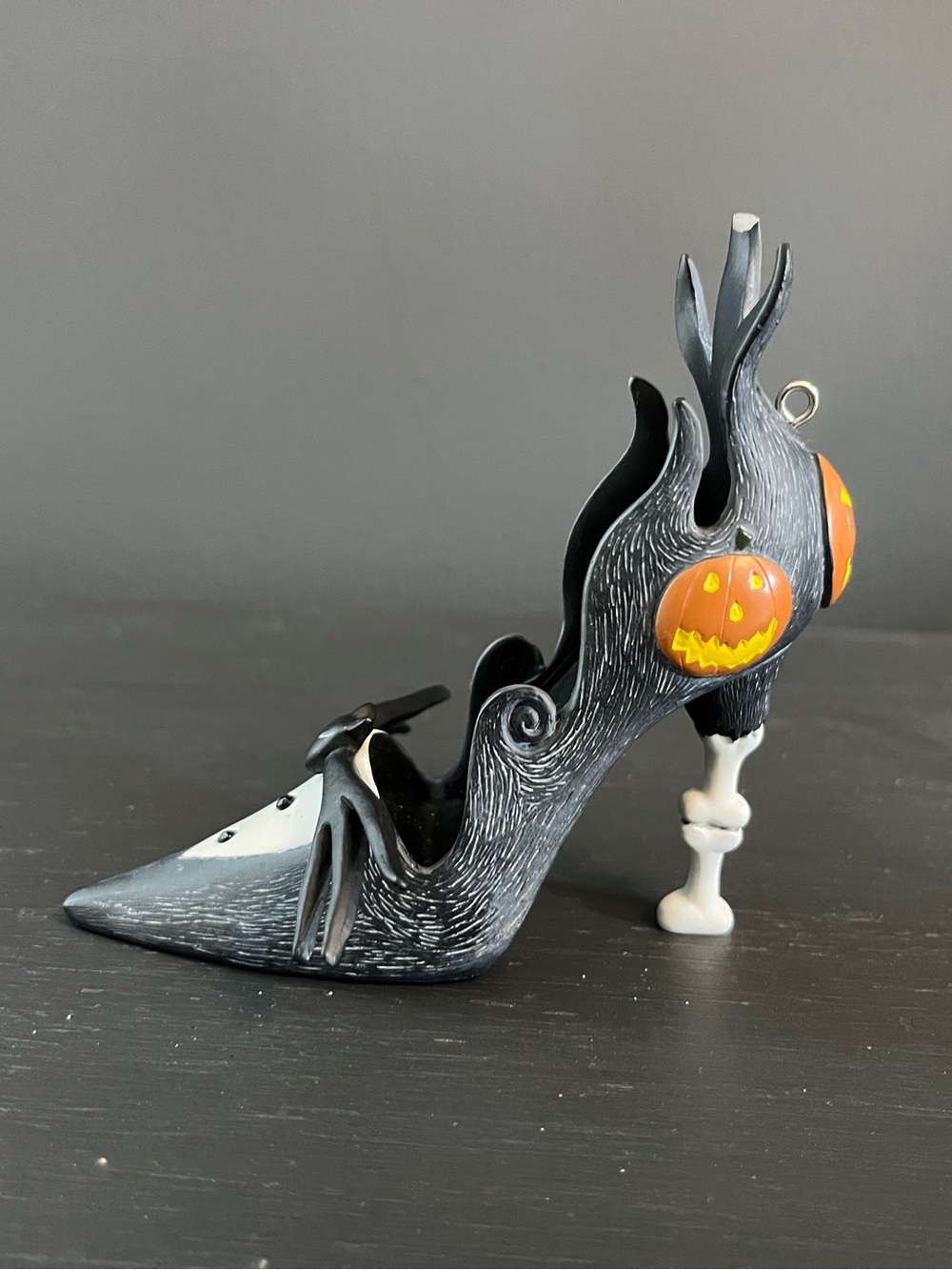 Disney Parks Runway Shoe Ornament Jack Skellington NWOT (Flawed) - Picture 3 of 6